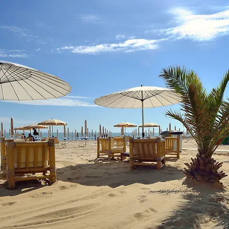 Szálloda Continental 3*