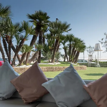 فندق Continental سينِغاليا