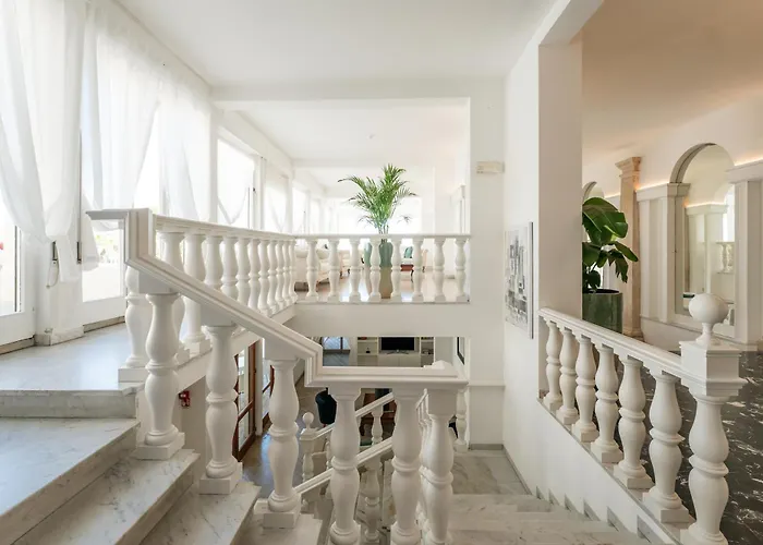 Continental Hotel 3*