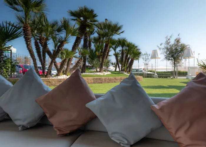 Continental Hotel 3*